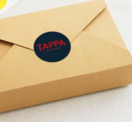 The Tappa sandwich box, closed with the seal